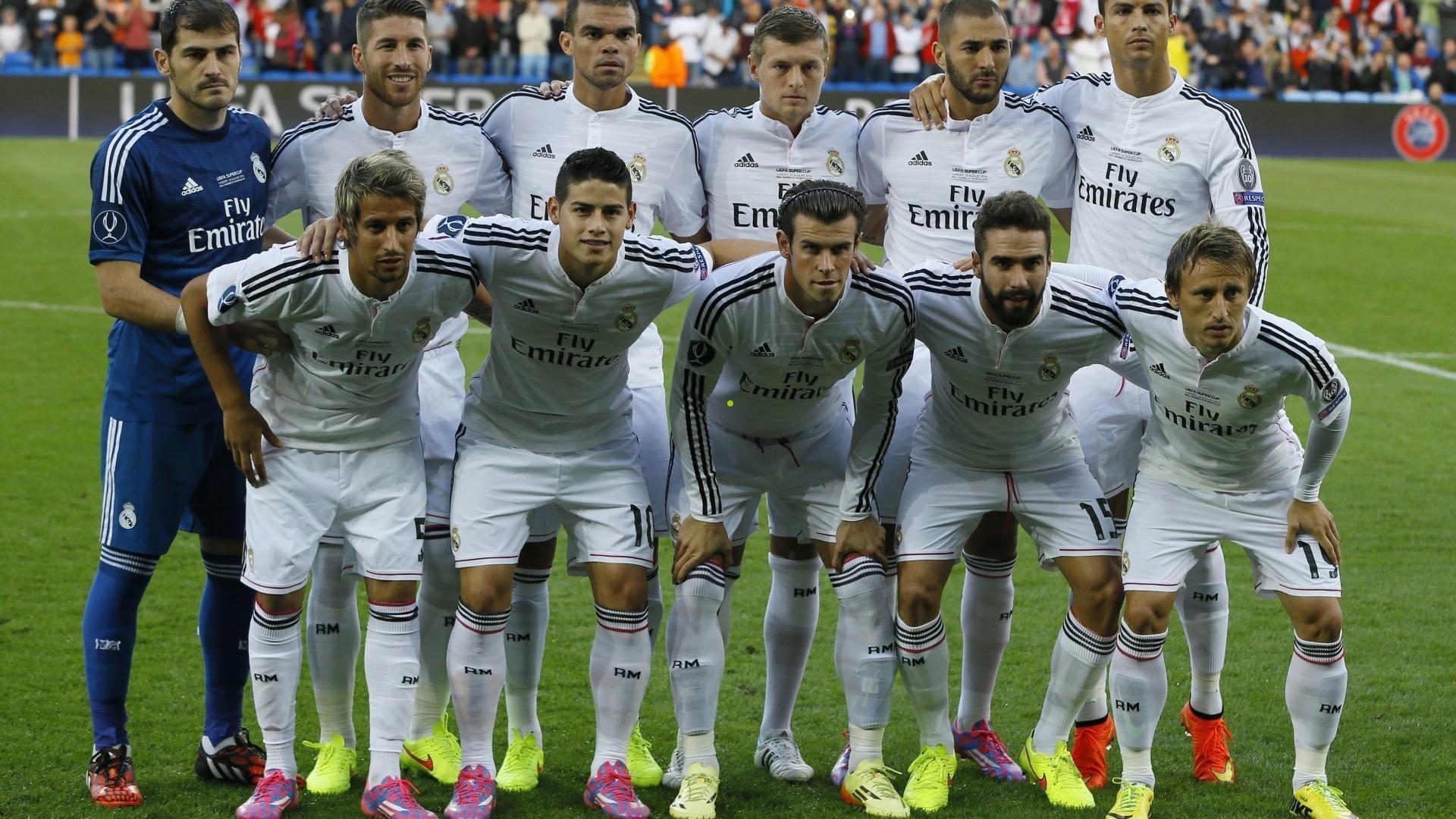 高市早苗「讨好民粹」连踩中美红线！然而日本球迷不讲武德讽中国足球